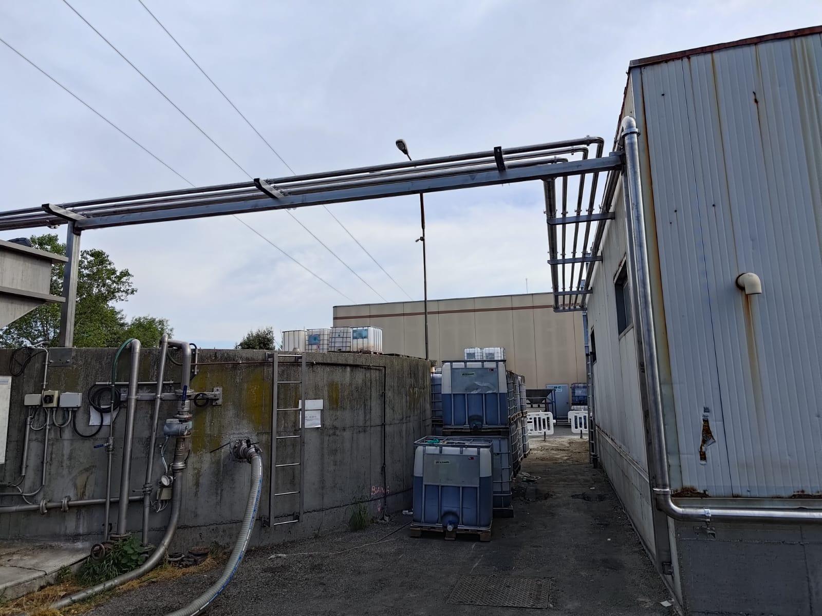 Vista generale della linea inox e dell'area impiantistica